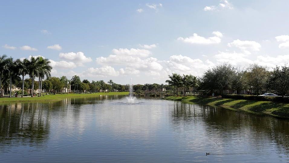 Aventine at Miramar 55106, Miramar (see pics & AVAIL)